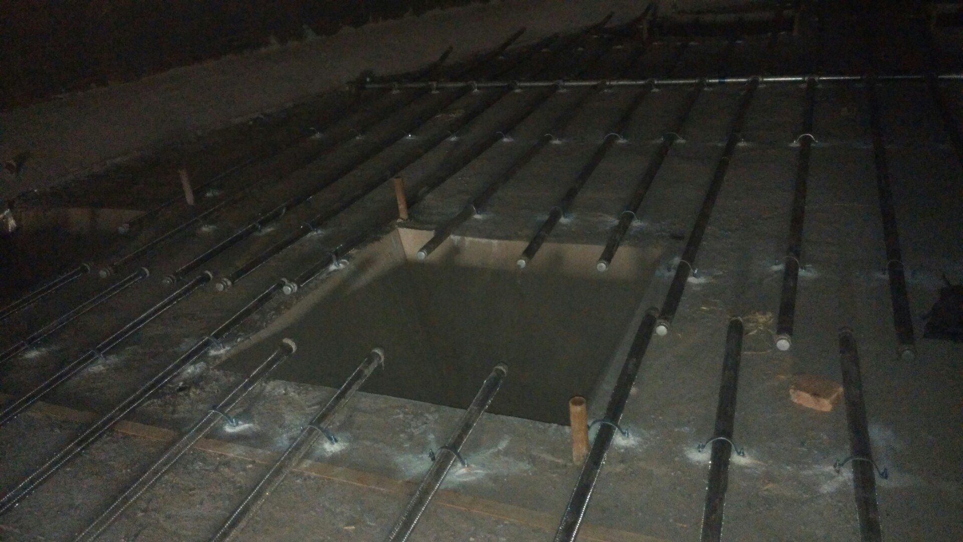 察哈尔右翼中流化棒